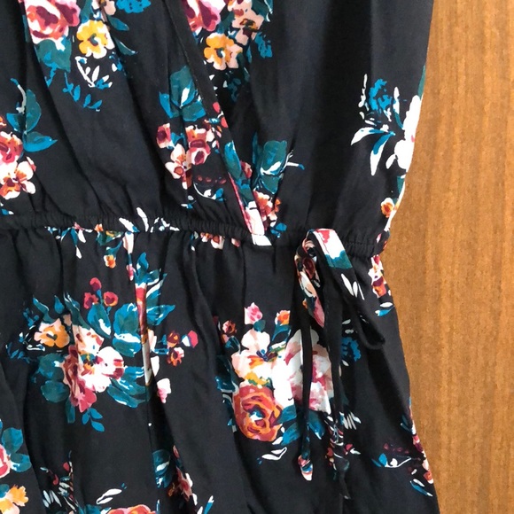 Floral romper - Picture 2 of 6